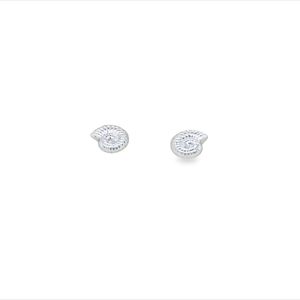 Onatah Sterling Silver Nautilus Shell Stud Earring